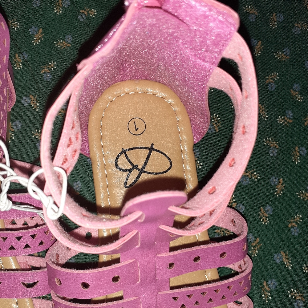 Girls sandals - Picture 2 of 2